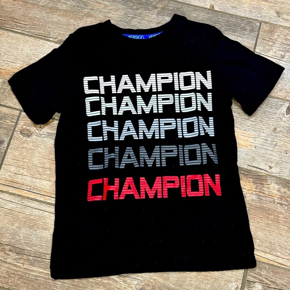 T-Shirt​​ - Picture 2 of 6